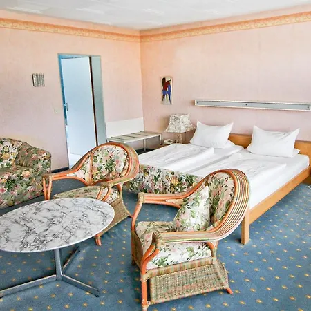 Waldhotel Stein 호텔 사이비츠