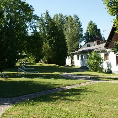 斯坦瓦尔德酒店 酒店