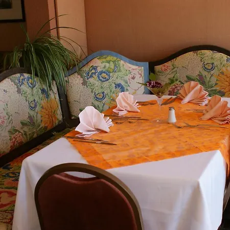 斯坦瓦尔德酒店